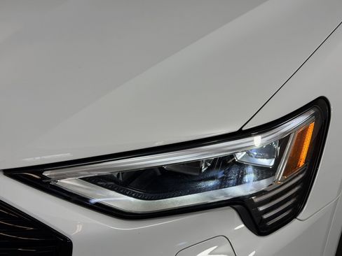 Certified 2023 Audi e-tron Premium w/ Convenience Plus Package AWD/4WD image 11
