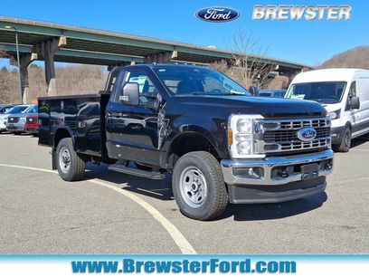 New 2025 Ford F350 XL w/ XL Chrome Package