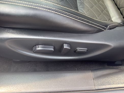 Used 2017 Nissan Maxima Platinum FWD image 15