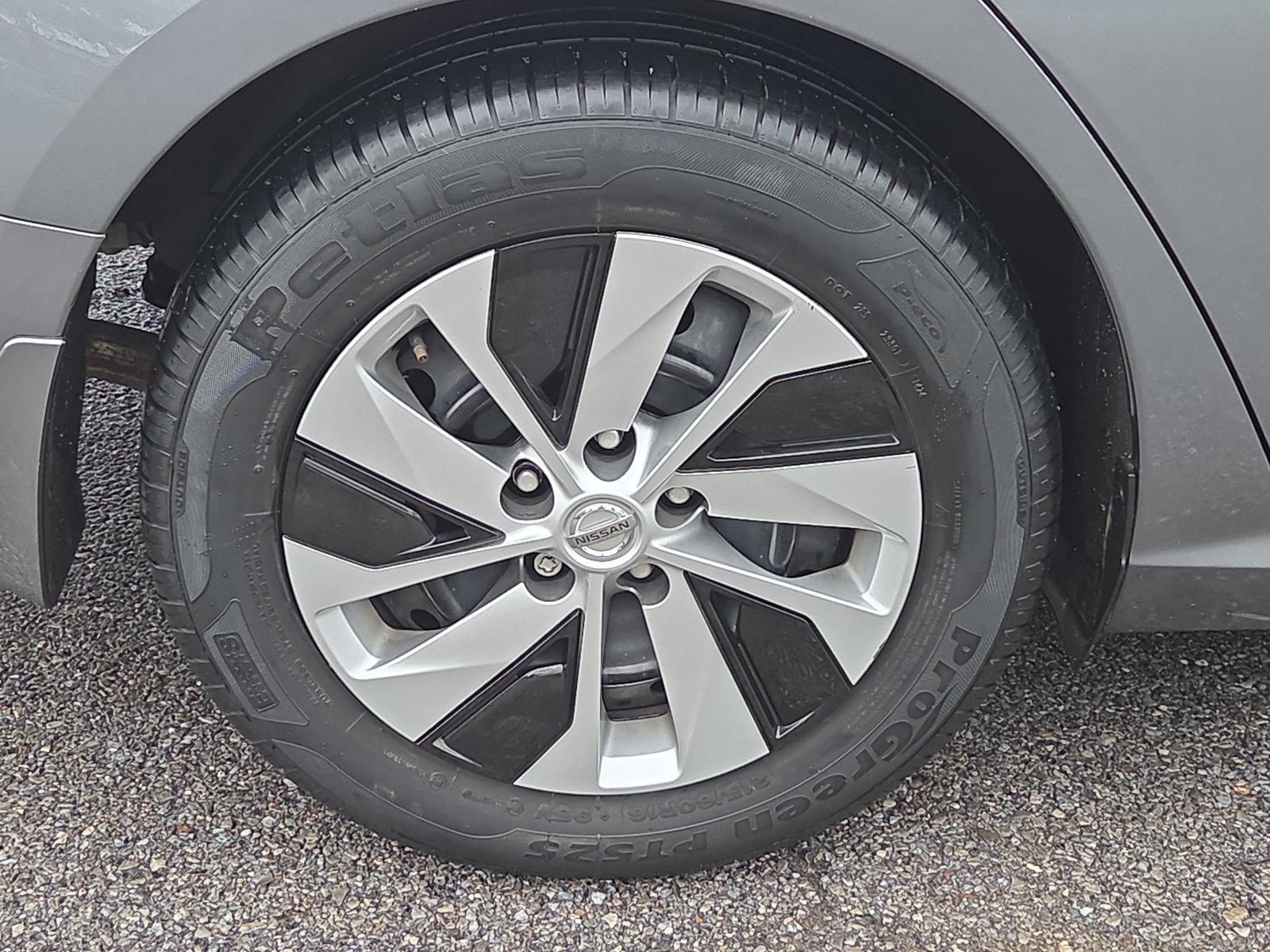 Used 2021 Nissan Altima 2.5 S w/ Driver Assist Package FWD image 7