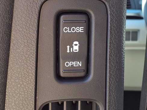 New 2026 Honda Odyssey EX-L image 17