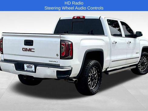 Used 2017 GMC Sierra 1500 Denali w/ Denali Ultimate Package AWD/4WD image 7