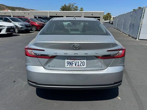Used 2025 Toyota Camry LE FWD image 4