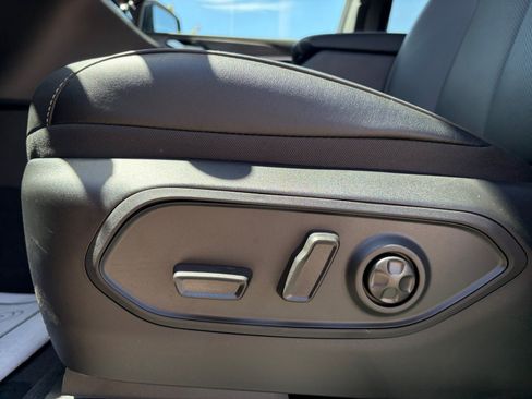 New 2026 Jeep Grand Cherokee Limited AWD/4WD image 15