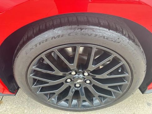 Used 2017 Ford Mustang GT w/ GT Performance Package RWD image 17