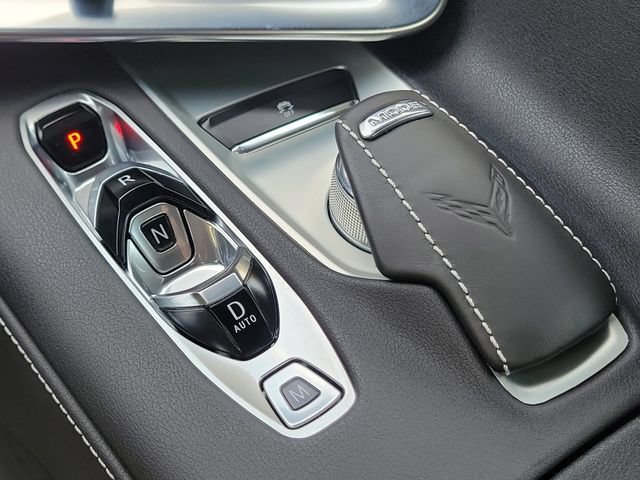 Certified 2021 Chevrolet Corvette Stingray Coupe w/ Chrome Exterior Badge Package RWD image 30