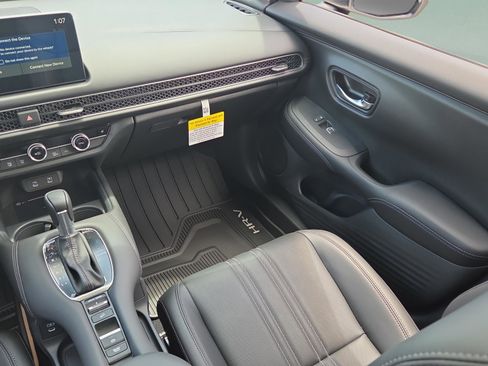 New 2026 Honda HR-V EX-L image 14