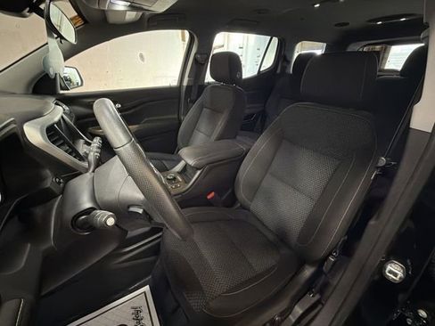 Used 2023 GMC Acadia SLE w/ Driver Convenience Package AWD/4WD image 11