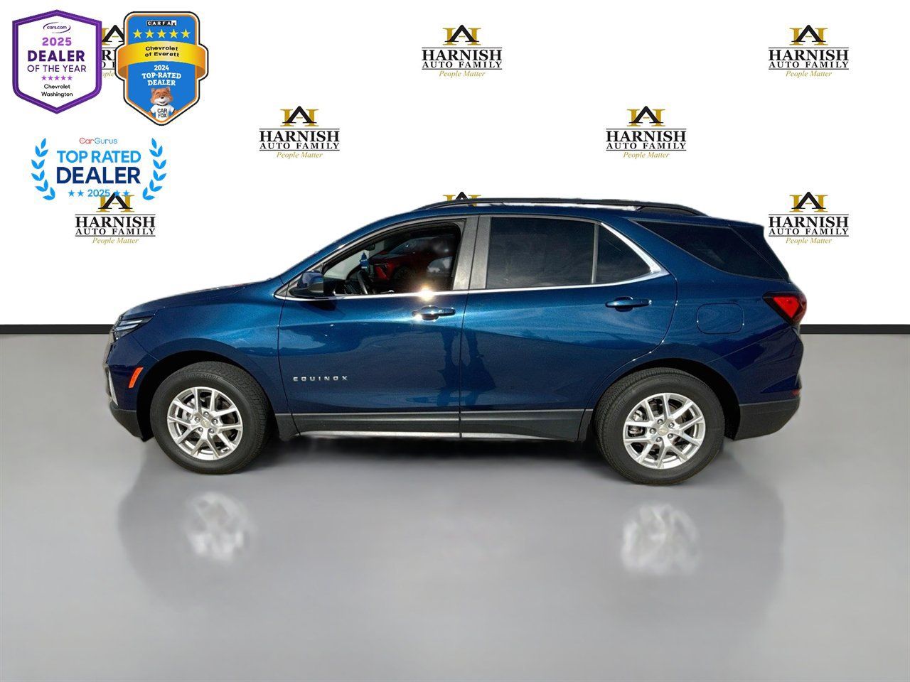 Used 2022 Chevrolet Equinox LT AWD/4WD image 2