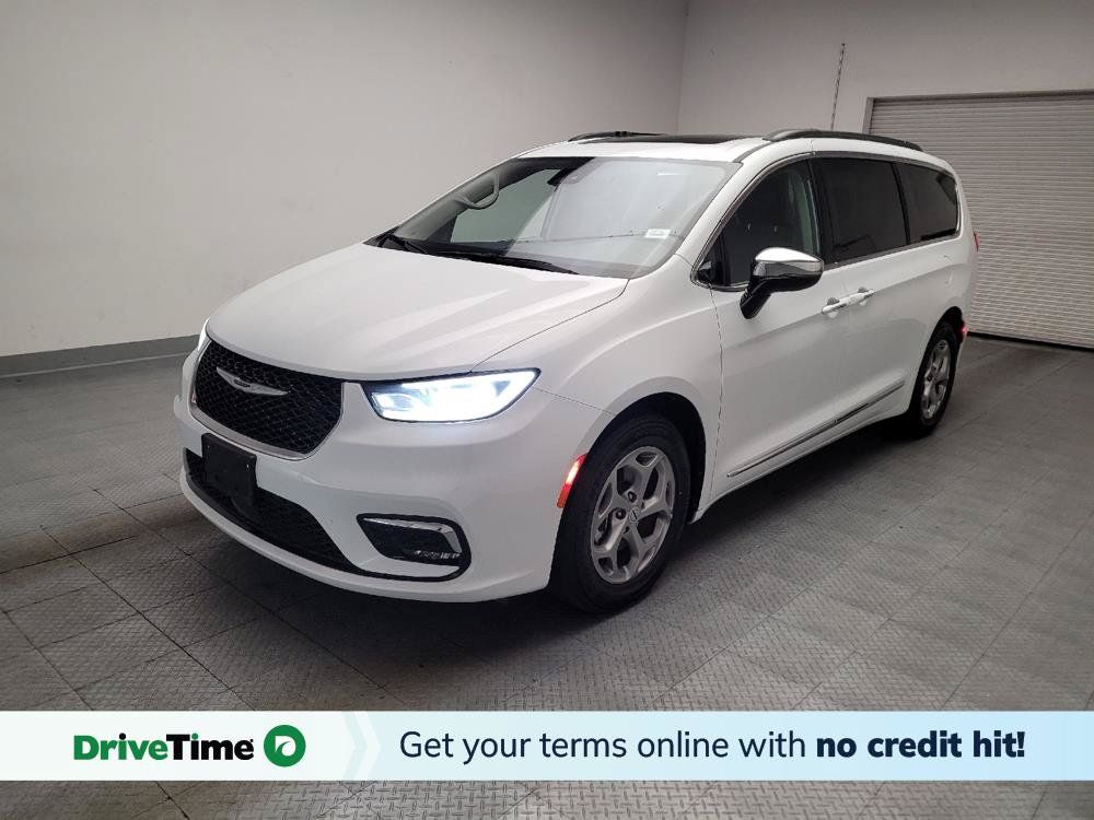 Used 2023 Chrysler Pacifica Limited FWD image 1