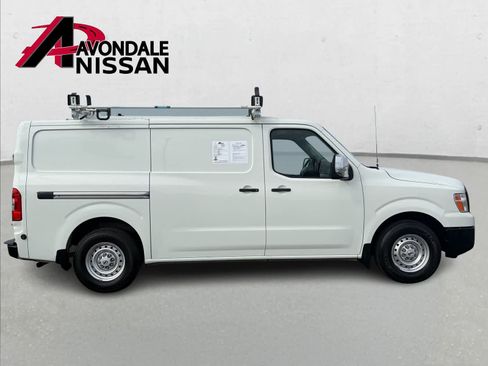 Certified 2018 Nissan NV 3500 S image 8