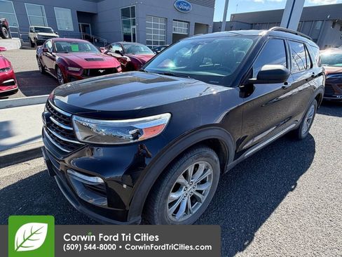 Used 2020 Ford Explorer XLT w/ Equipment Group 202A image 10