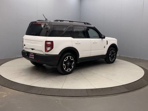 Used 2022 Ford Bronco Sport Outer Banks w/ Tech Package AWD/4WD image 5