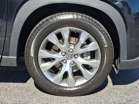 Used 2024 Toyota Grand Highlander Limited image 8