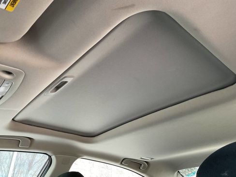 Used 2015 Nissan Altima 2.5 SV w/ Convenience Package image 24