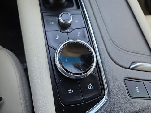 Certified 2021 Cadillac XT5 Premium Luxury image 20