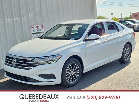 Used 2021 Volkswagen Jetta S w/ Driver Assistance Package FWD image 3