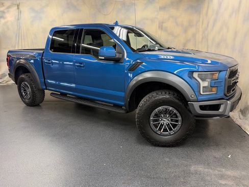 Used 2019 Ford F150 Raptor w/ Equipment Group 802A Luxury AWD/4WD image 8