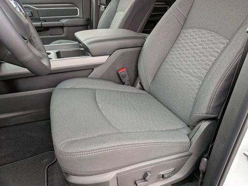 New 2026 RAM 2500 Big Horn AWD/4WD image 31