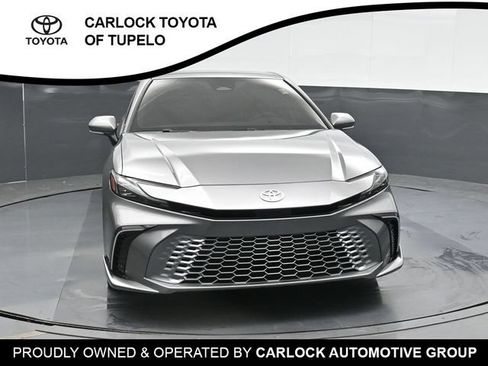 Used 2025 Toyota Camry XSE FWD image 7