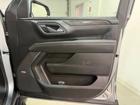 Used 2023 Chevrolet Tahoe LT w/ LT Signature Plus Package image 29
