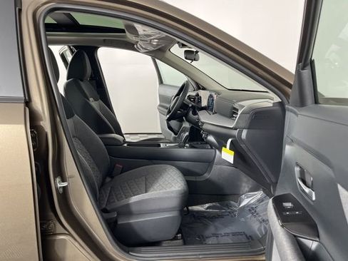 New 2026 Nissan Kicks SV w/ SV Premium Package image 38