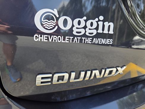 Used 2018 Chevrolet Equinox LS FWD image 32