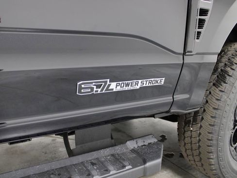 New 2026 Ford F250 Lariat w/ Black Appearance Package AWD/4WD image 12