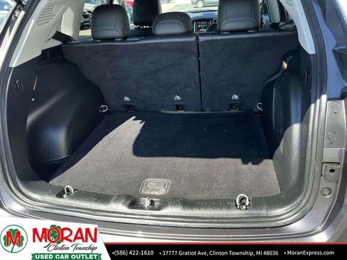 Used 2021 Jeep Compass Limited w/ Sun and Sound Group image 11