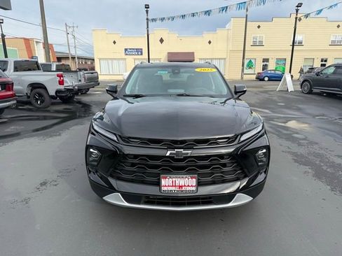 New 2025 Chevrolet Blazer LT w/ Midnight/Sport Edition image 8