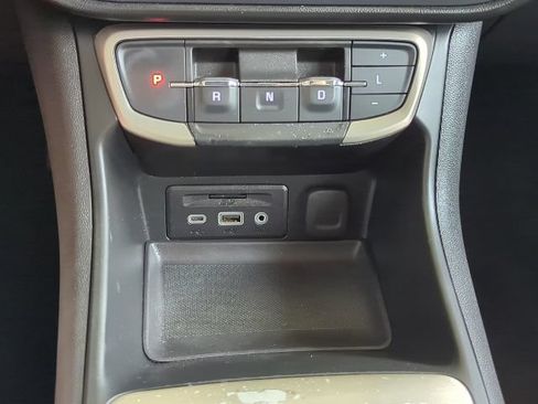 Certified 2022 GMC Terrain Denali w/ Denali Premium Package AWD/4WD image 10