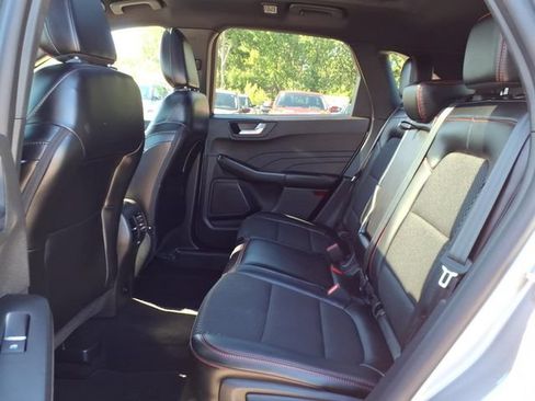 Certified 2024 Ford Escape ST-Line w/ Tech Pack #1 AWD/4WD image 9