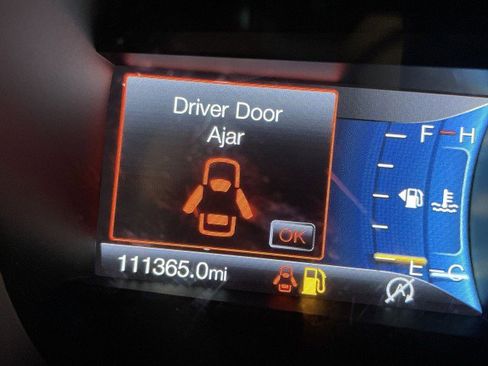 Used 2021 Ford Edge SEL image 16