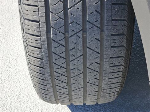 Certified 2023 Lincoln Nautilus Reserve w/ Equipment Group 201A image 11