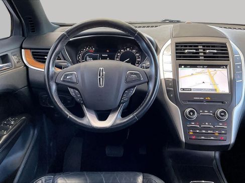 Used 2017 Lincoln MKC Select w/ Select Plus Package FWD image 7