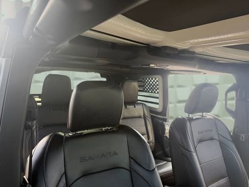 Certified 2022 Jeep Wrangler Unlimited Sahara w/ Cold Weather Group image 12