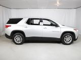 Used 2020 Chevrolet Traverse LS image 2