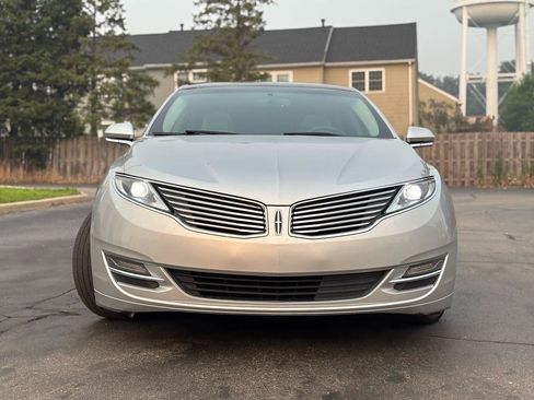 Used 2016 Lincoln MKZ AWD w/ Equipment Group 300A Reserve image 13