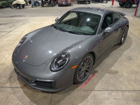 Used 2019 Porsche 911 Carrera S image 15