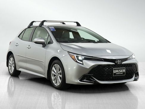 Used 2024 Toyota Corolla SE w/ SE Package image 7