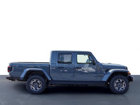 New 2026 Jeep Gladiator Sport image 6