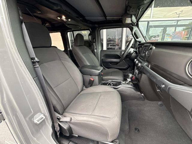 Used 2022 Jeep Wrangler Unlimited Sport AWD/4WD image 37