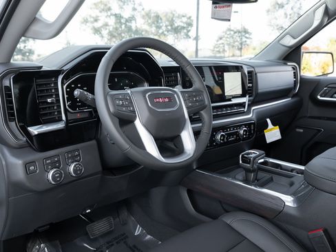 New 2026 GMC Sierra 1500 SLT w/ SLT Premium Plus Package image 32
