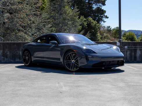 New 2025 Porsche Taycan Turbo S image 14