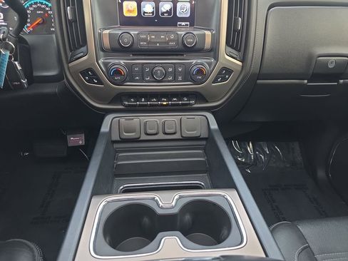 Used 2018 GMC Sierra 1500 Denali image 23