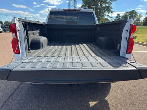 Used 2022 Chevrolet Silverado 1500 LTZ w/ Technology Package image 14