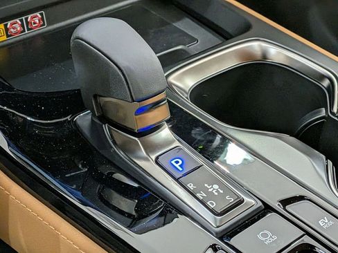 New 2026 Lexus NX 350h FWD image 29