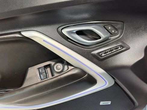 Used 2016 Chevrolet Camaro SS image 12