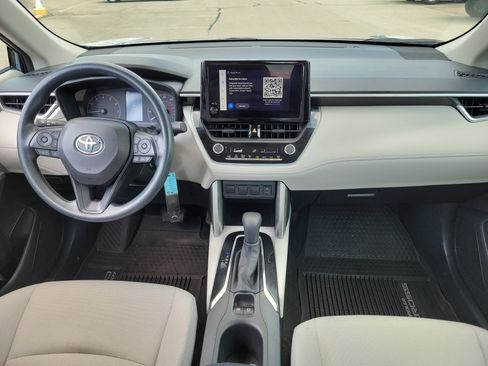 Used 2023 Toyota Corolla Cross L AWD/4WD image 10