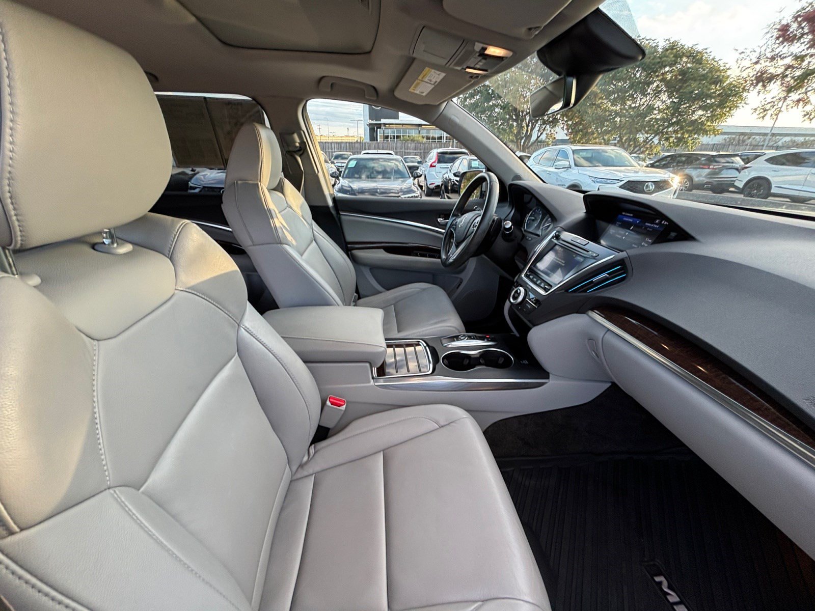 Used 2018 Acura MDX FWD image 20